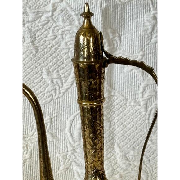Vintage Indian, Turkish Brass Etched Brass Teapot or Coffee Pot - Picture 4 of 10